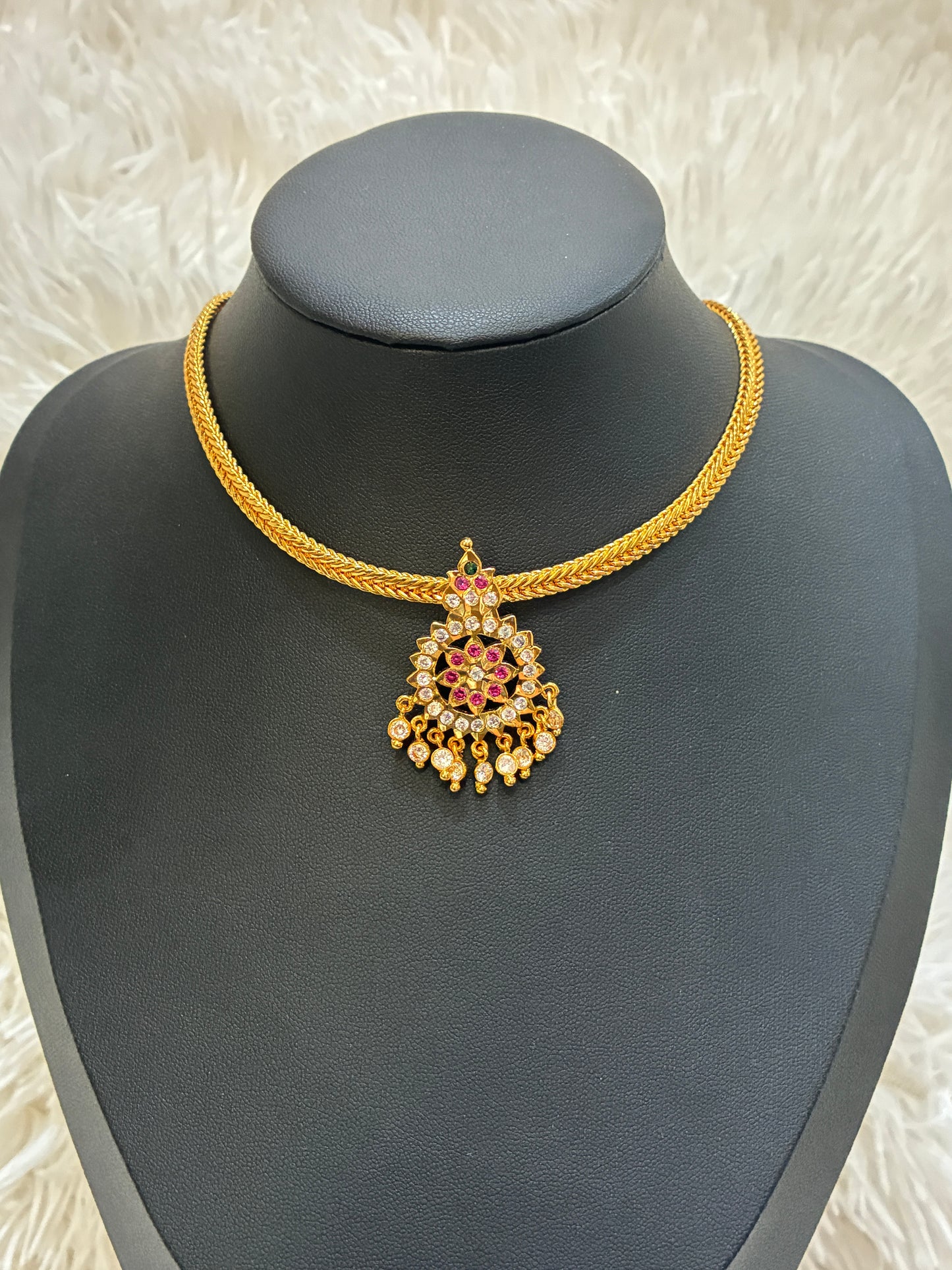 Traditional Micro Gold Plated Nanu with elegant design