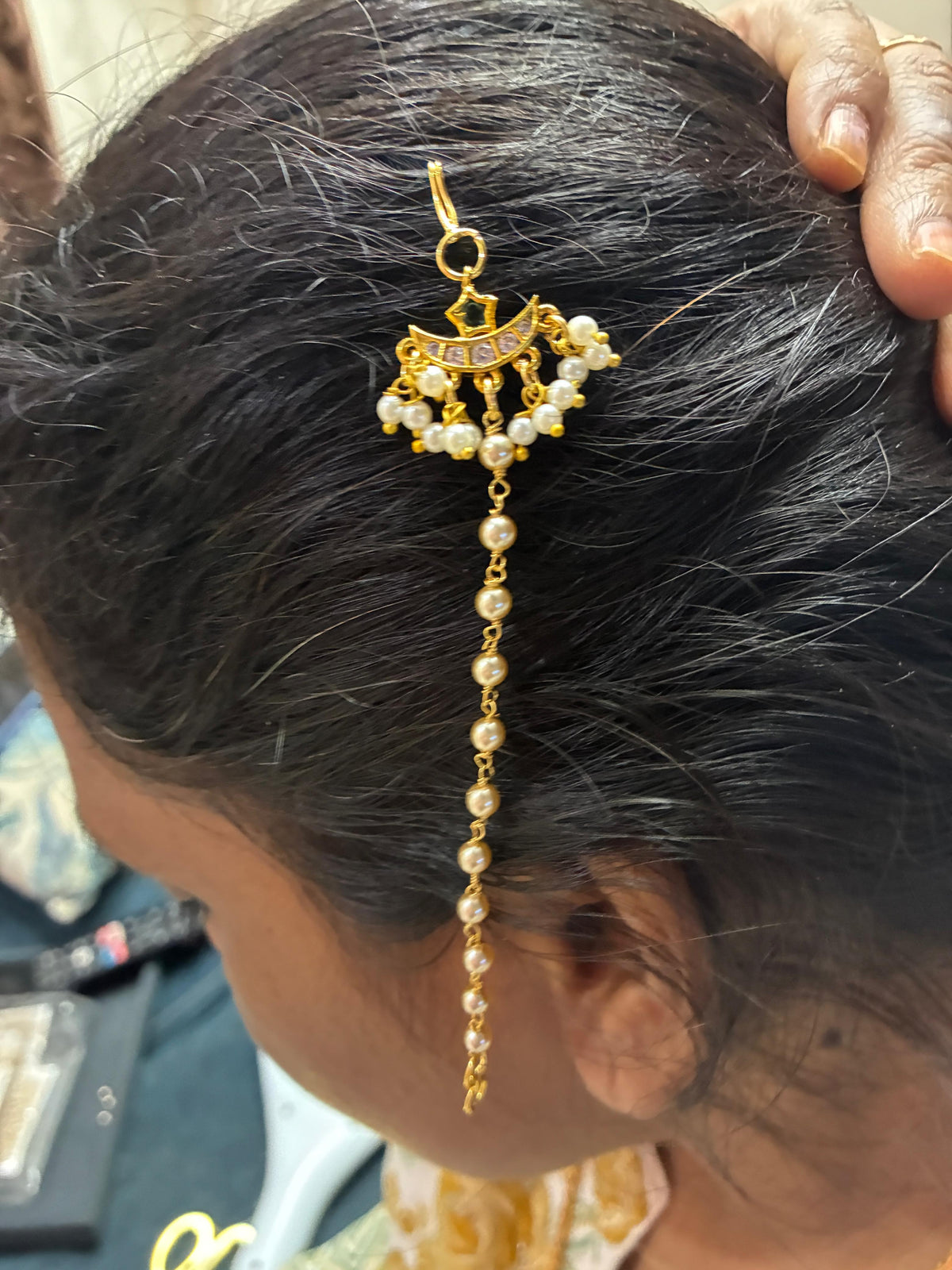 Handmade Matilu with Floral Style & Swarovski pearls