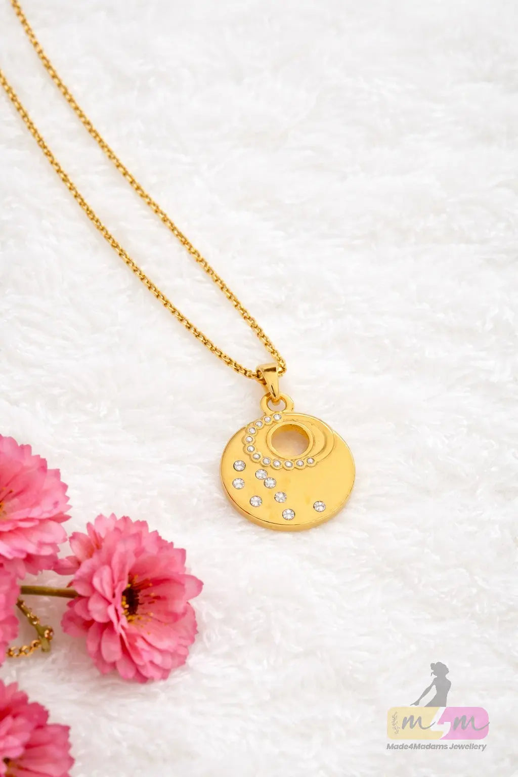 Round Eye Style O Chain 18K Gold Plated Made4Madams