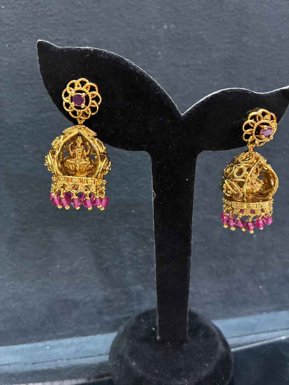 Jhumka earrings gold-plated Lakshmi motif