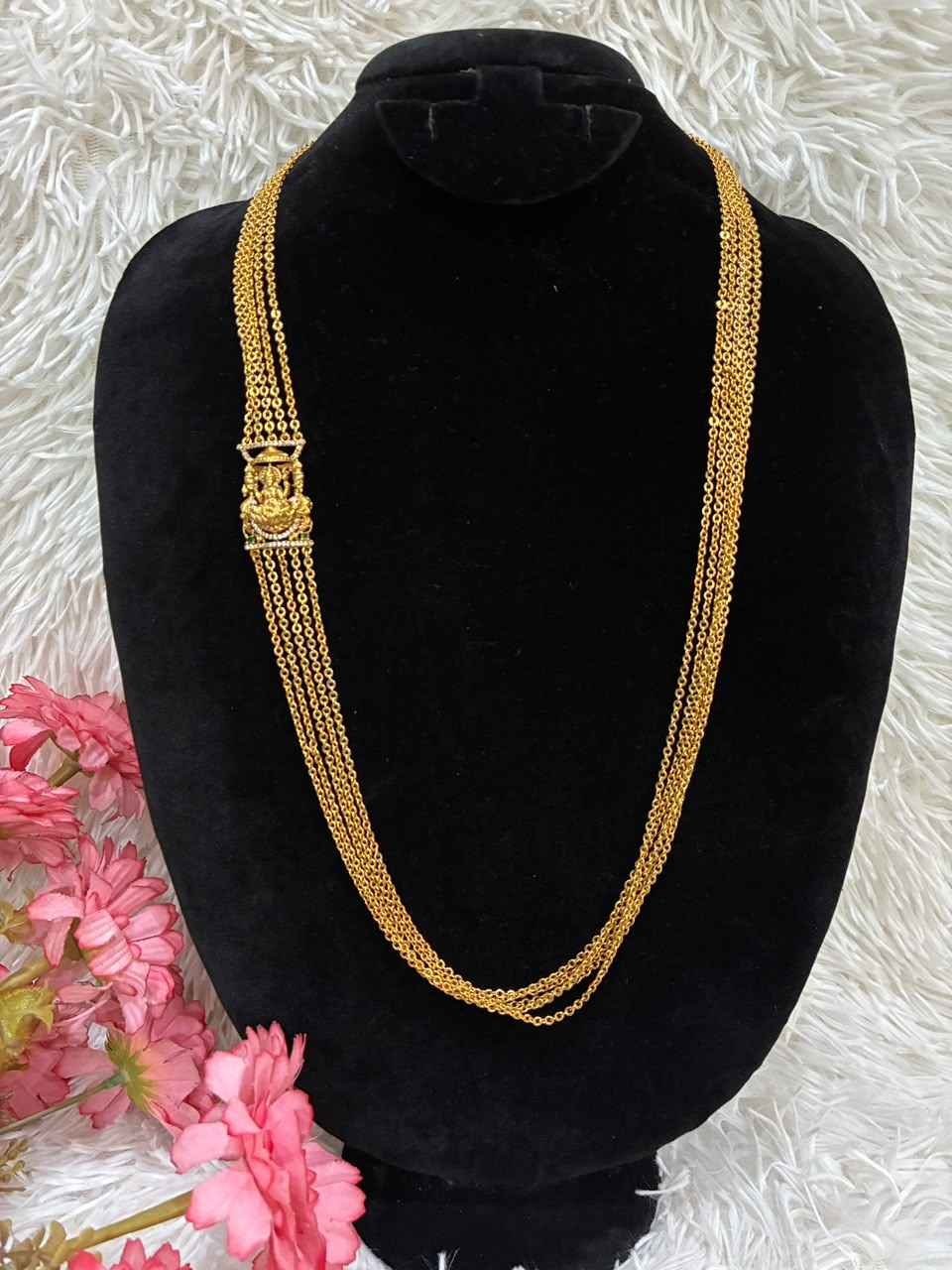 Necklace - 5 Lines Lakshmi Motif Chandraharam - Green Stone