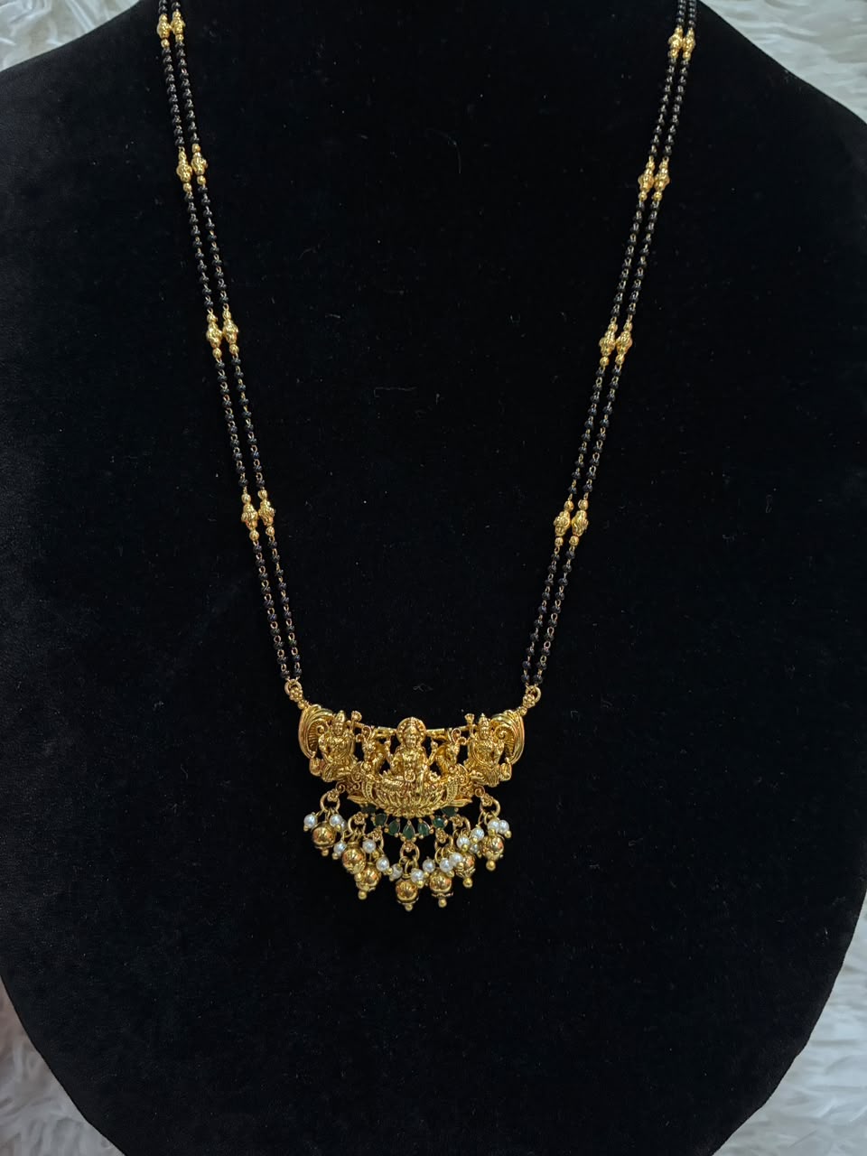 Divine Elegance: Goddess Lakshmi Antique Temple Mangalsutra