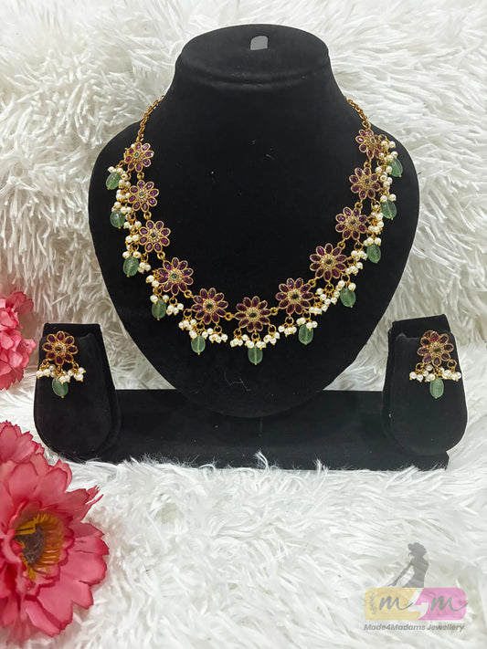 Jadau Kundan Short Necklace Set Made4Madams