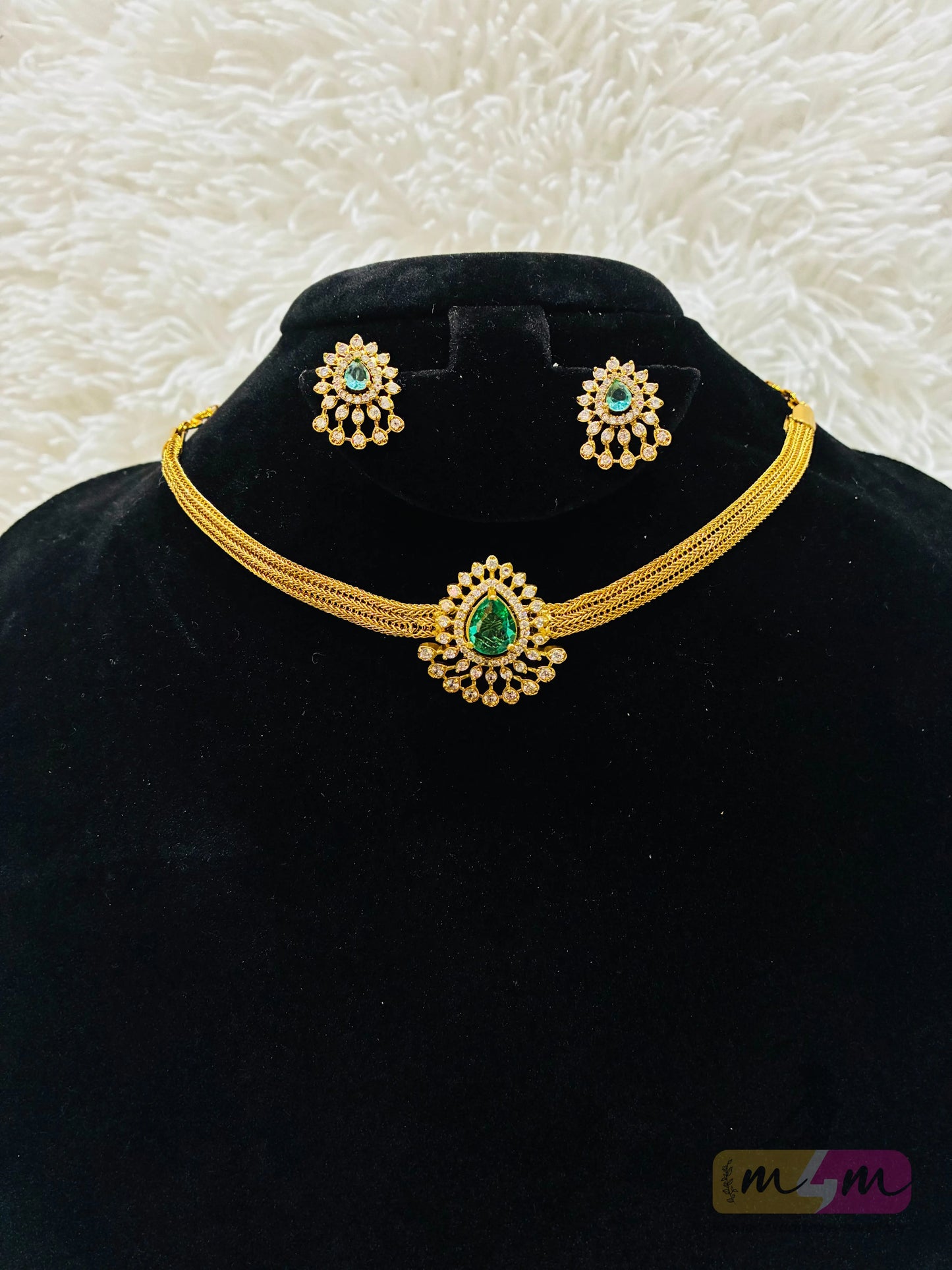Gold Plated Nanu set with Earrings Made4Madams