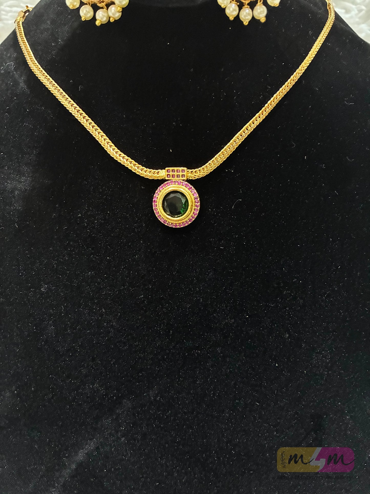 Nanu Necklace with Butta Earrings Made4Madams