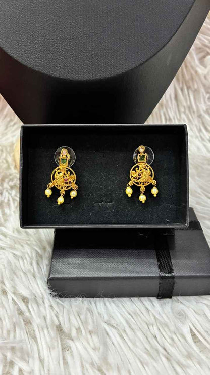 Lakshmi Motif Beautiful Nanu Necklace Set