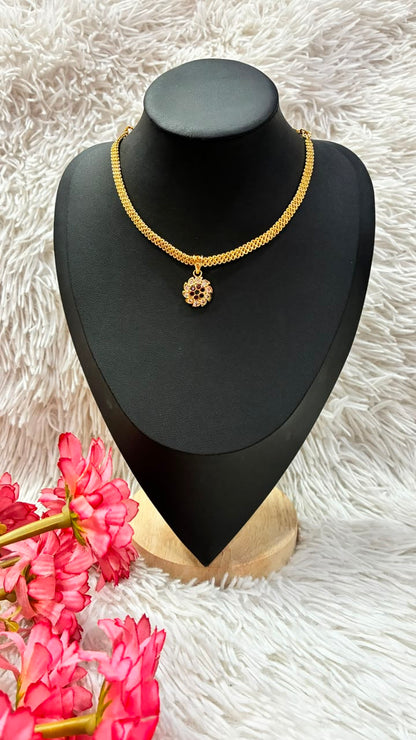 Traditional Nanu Chain with Round Floral design