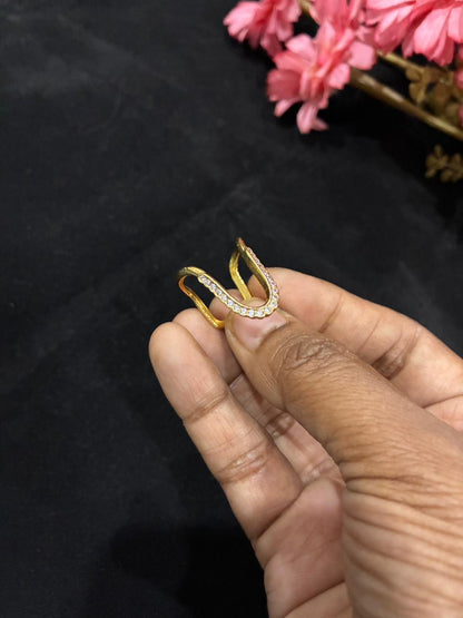 Vanki rings adorned with small stones