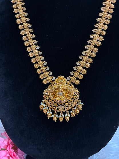 Lakshmi temple jewellery set includes a long necklace with earrings