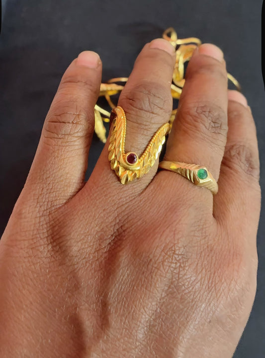 Panchaloha Vanki Ring adjustable -Looks alike Gold with Pink Stone