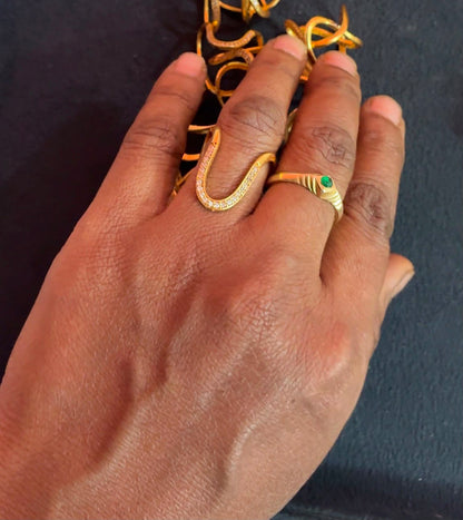 Panchaloha Vanki Ring-Adjustable with White Stones