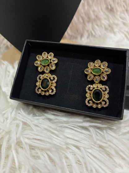 Victorian-style emerald and Kundan choker necklace set