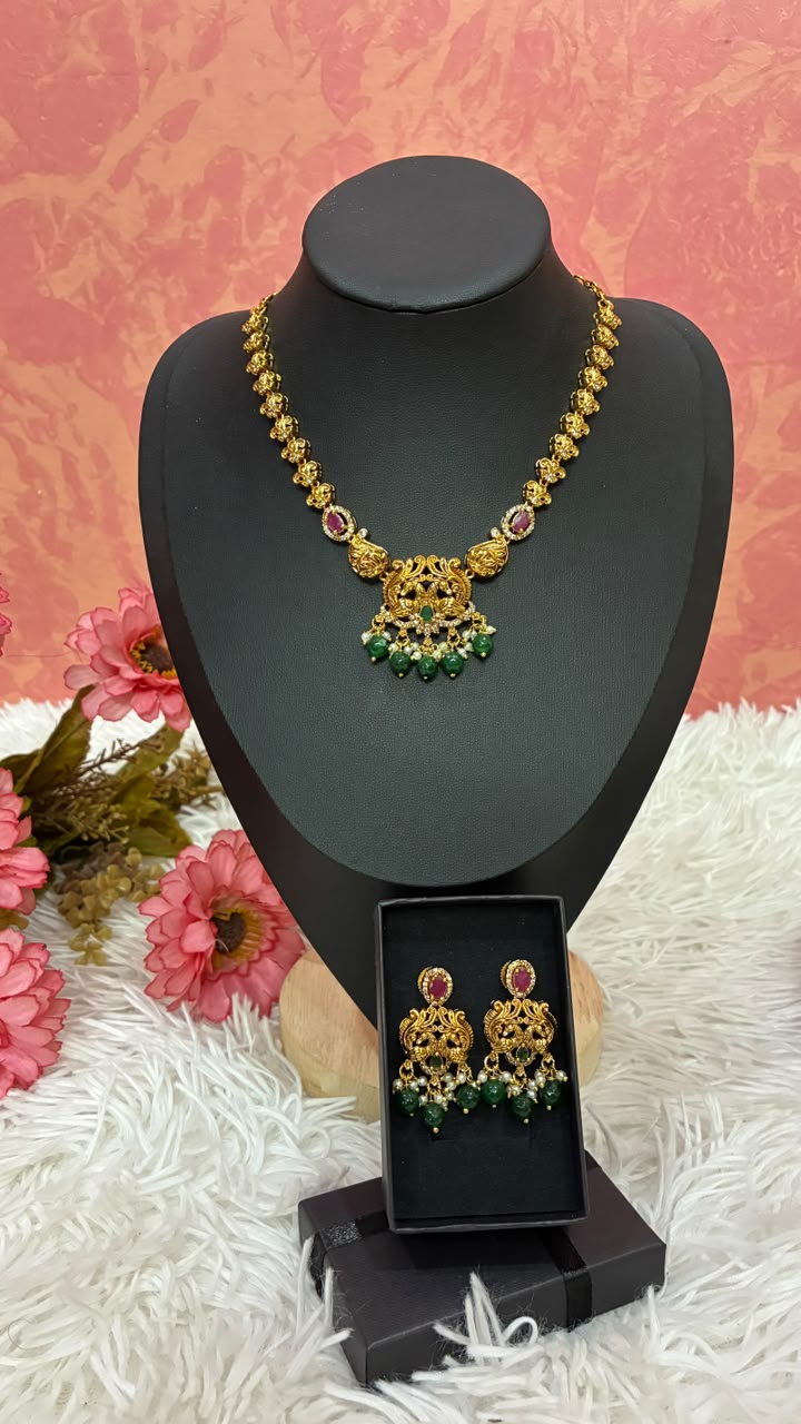 Gold-plated Peacock Motif short necklace set