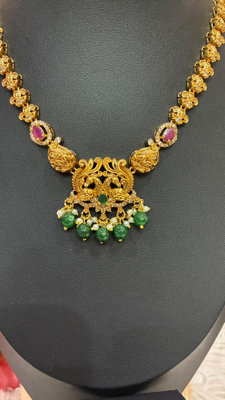 Gold-plated Peacock Motif short necklace set